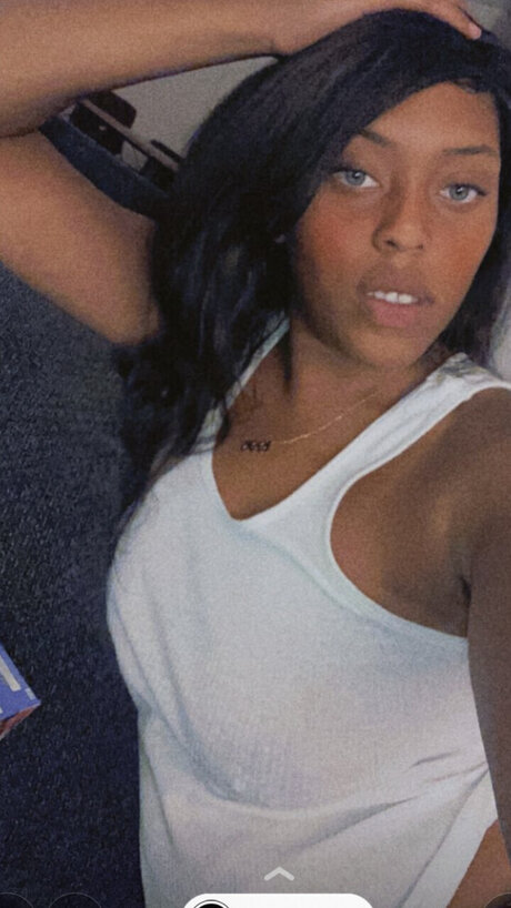 LalaG pornstar hd pic