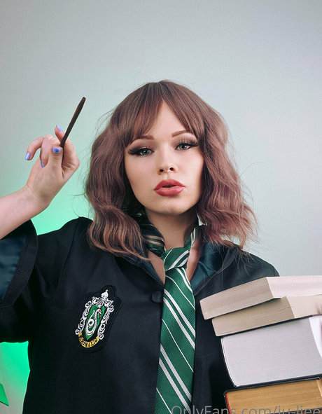 misfoxxy perfect actress pics