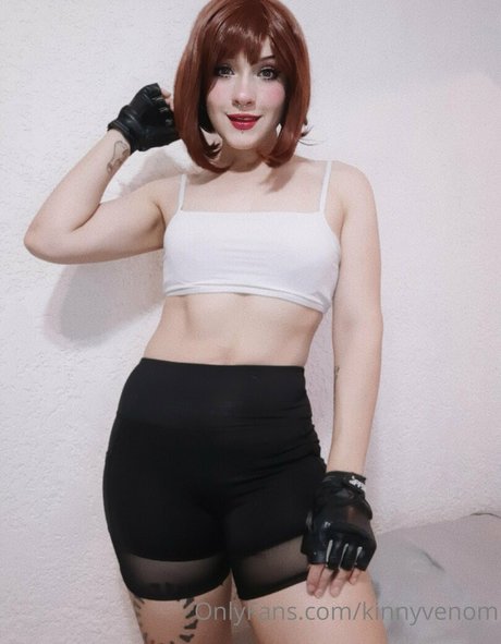 kinnyvenom model perfect img