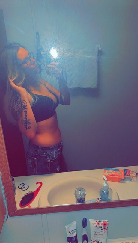 gaggindragon star nudes pictures