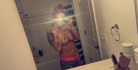 gaggindragon star naked pic