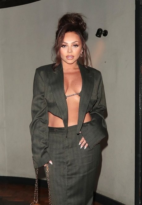 Jesy Nelson nudes star image