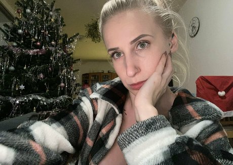 ariablonde star top pics