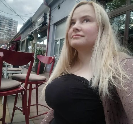 Dejana Savi pornstar naked pictures