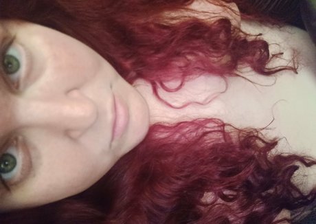 decadentdepravity model hot img