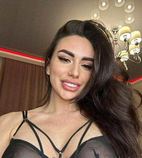 lovelychloefree hd model photos