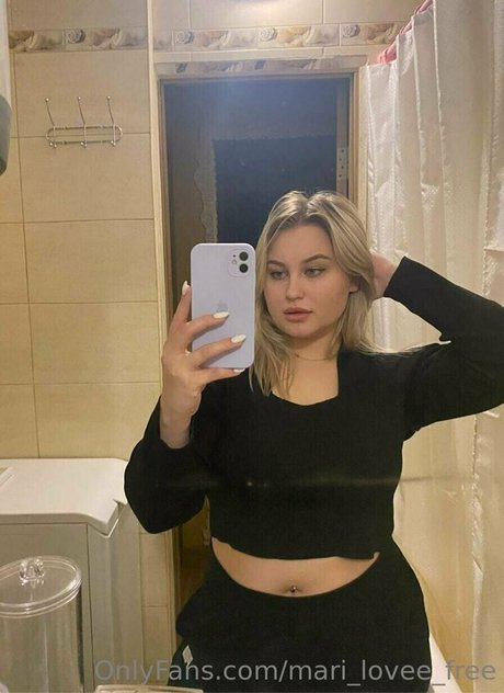 fluffy bun actress photos