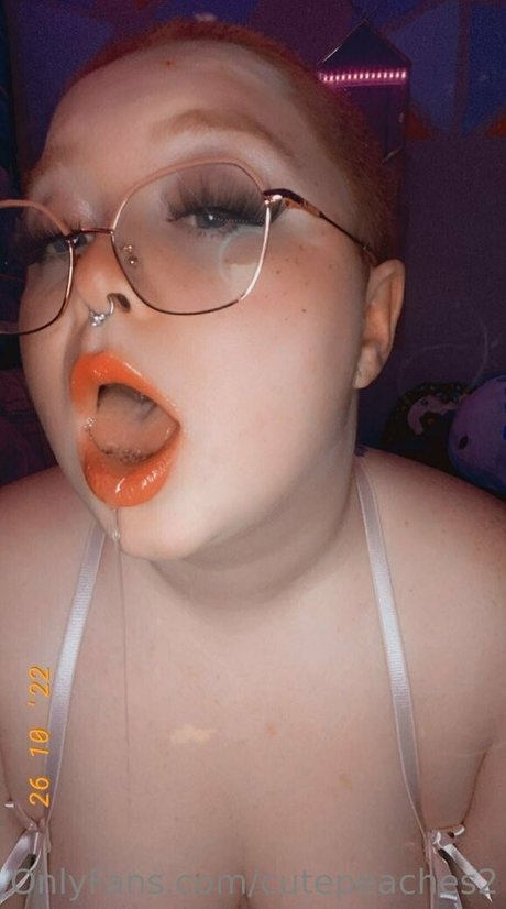 cutepeaches2 pornstar free photo