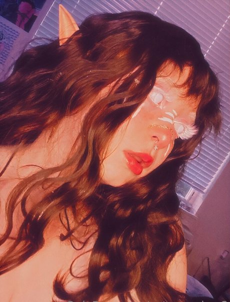 cutepeaches2 hot star photo