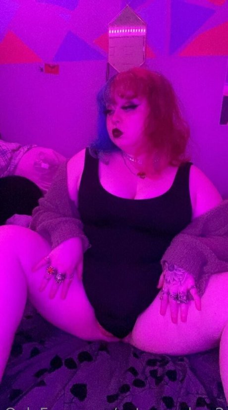 cutepeaches2 pornstar art gallery