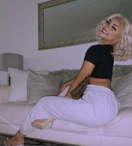 exoticbabe18 model nude pic