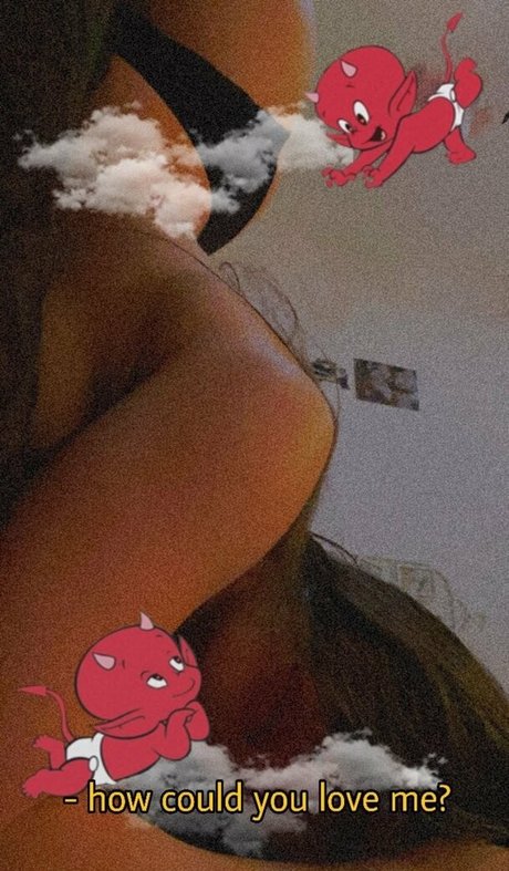 picapicamodel profile pic