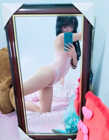 jjang croix pretty pornstar photos