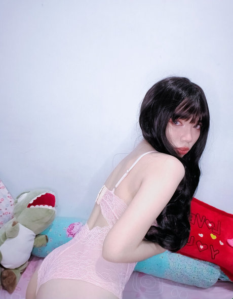 jjang croix model adult pictures