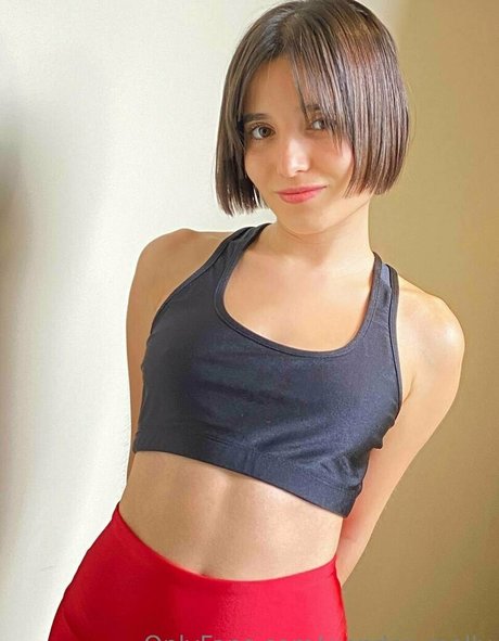 wonder molly art actress photo