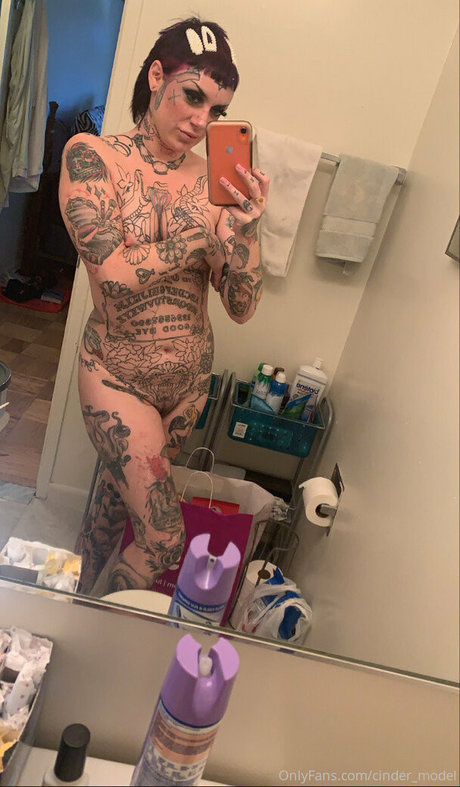 quad awful model nudes photo