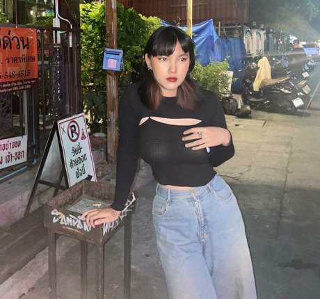 twoddddkid pornstar pretty picture