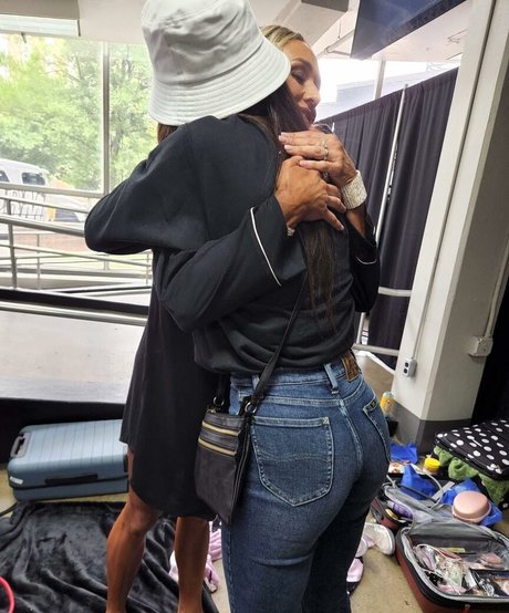 Casey Samsel pretty actress pictures