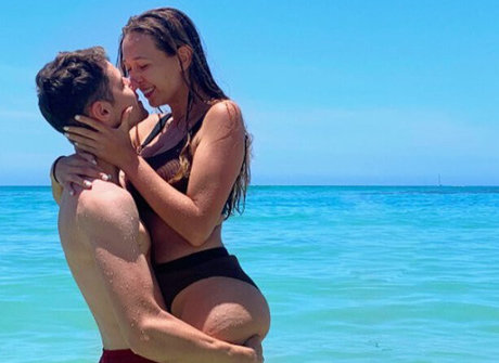 Kelsey Baile pornstar sexy img