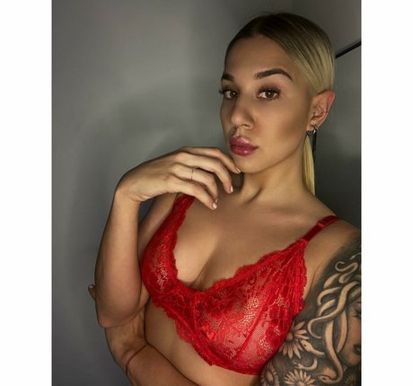 Lucila Villar adult actress galleries