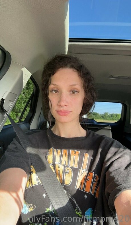 fitmom420 pornstar pretty photo