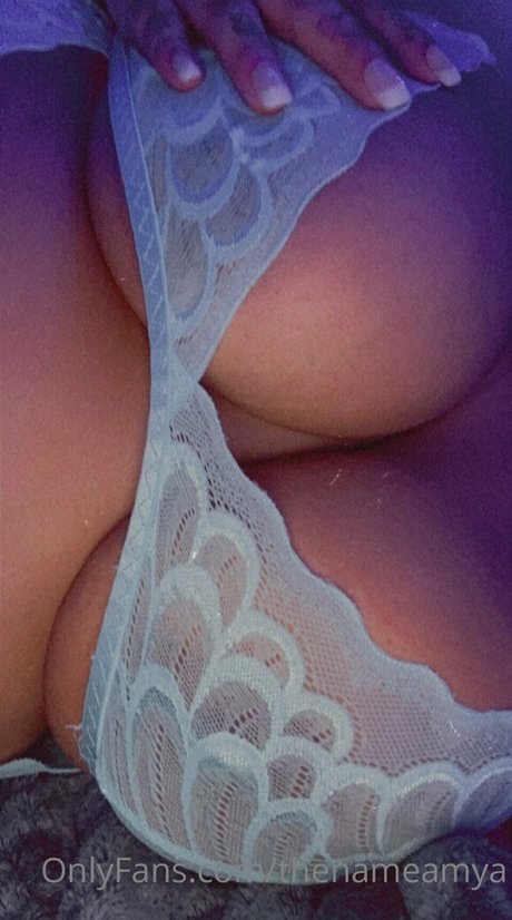 bunnnnyyyy nude star photo