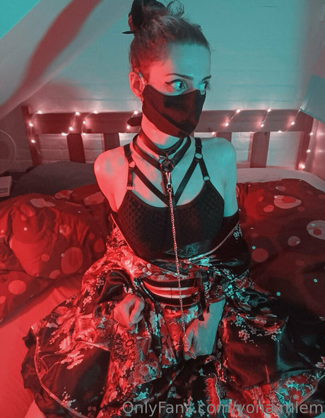 yona mlem sex star photos