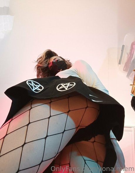 yona mlem high quality model image