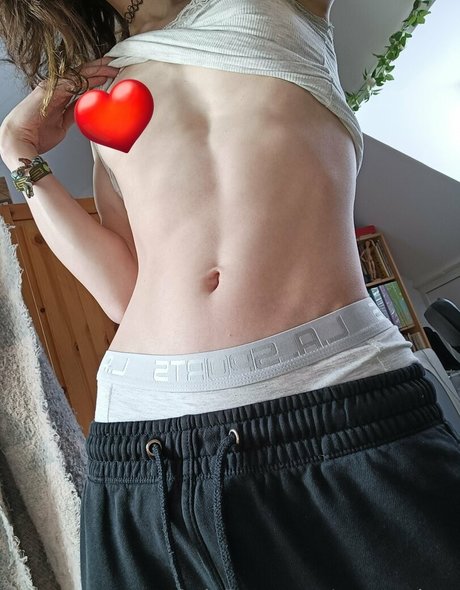 yona mlem star erotic photo