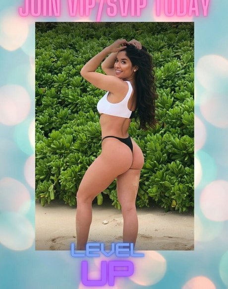 Noel Arevalo naked model archive