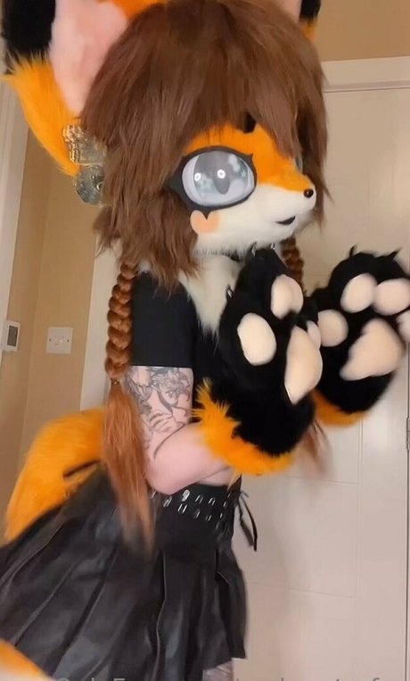 emberstarfur model beautiful picture