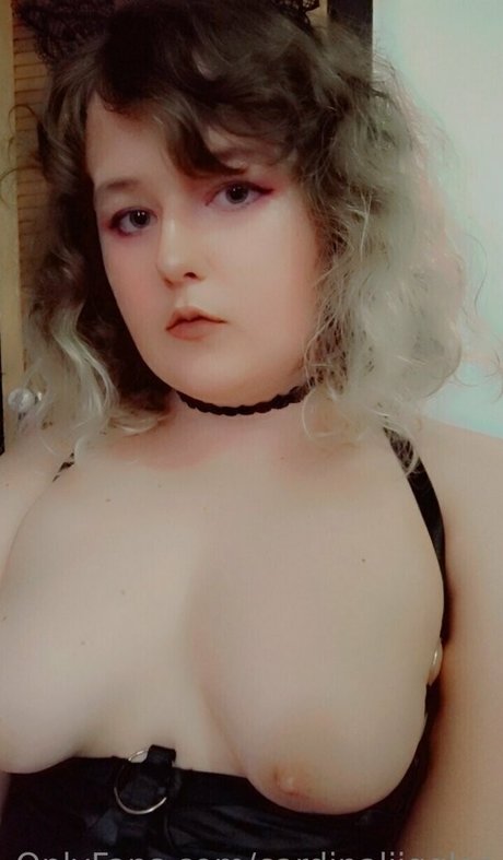 cardinaljiggles nude model galleries