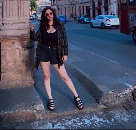 Josahandry Lia star pretty img