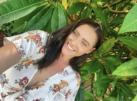 Jayne free model pics