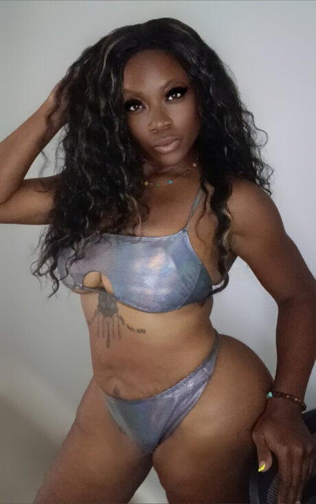 Sweeteyes22 pornographic model pic