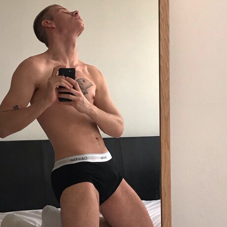 cum on pussy onlyfans nude pictures