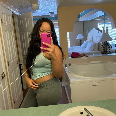 prettyBooty_ pornstar exclusive img