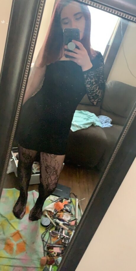 Leah Rellini adult actress images