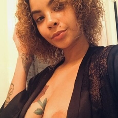 Aphroditebre sexy star picture