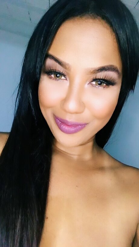 fafazinha model high quality image