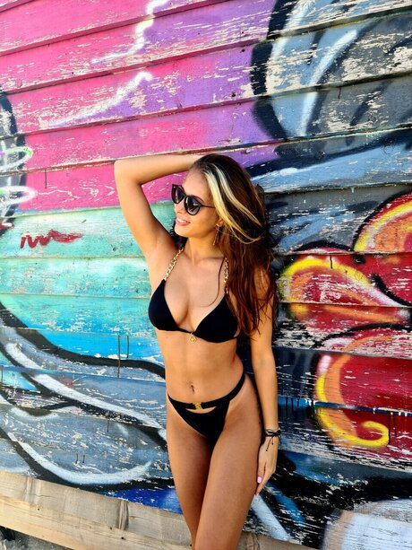 Amelia Giullianna best model picture