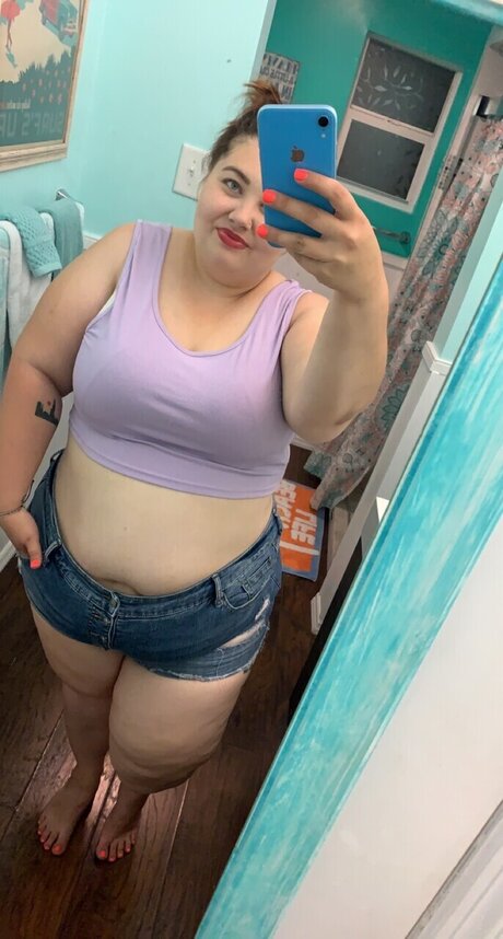 Samantha McDonald star pretty archive