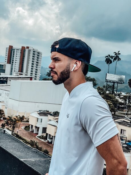 Santiago Pe a pornstar sex galleries