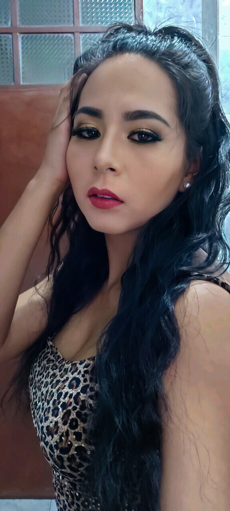 Roxan antezana perfect actress pics