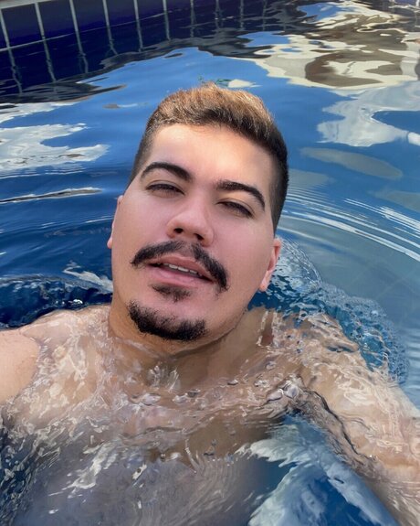 Eduh Petrucci star high quality pic