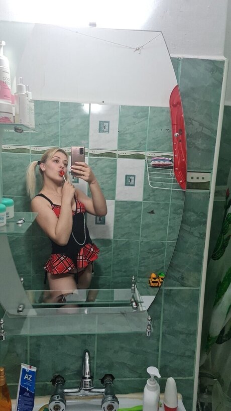 Lacra star pornographic pictures