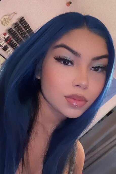 Spicy Mami model hd pics