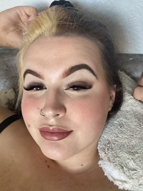 Tamara Kate beautiful star image