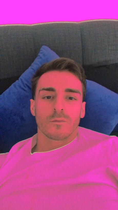 Hughes27 star pretty img