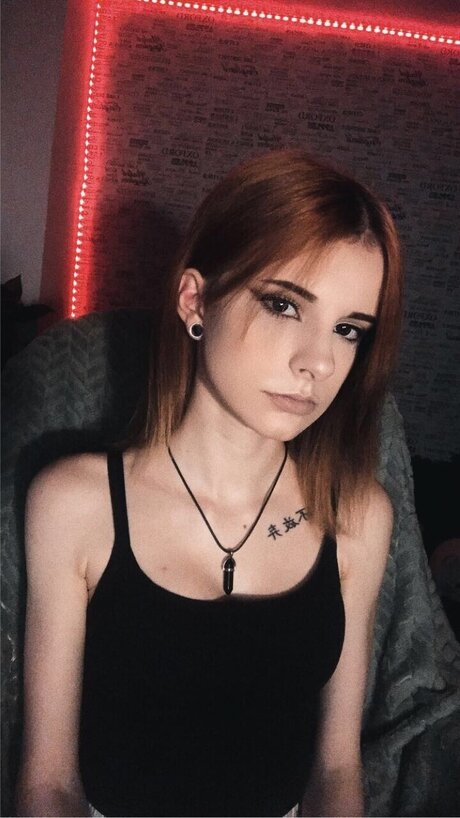 MonicaXiss xxx star galleries